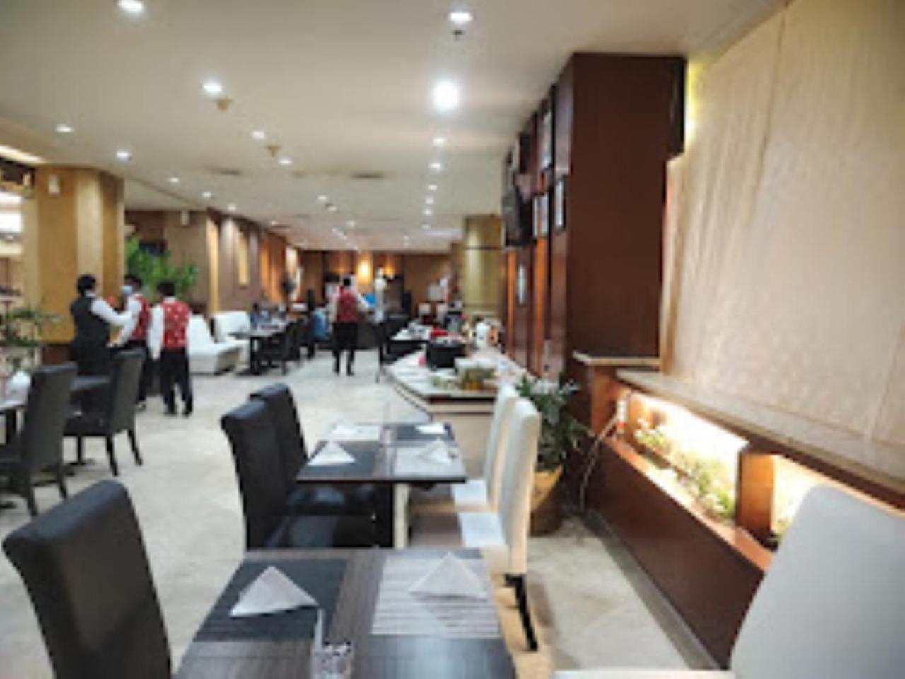Grand Elite Hotel Pekanbaru Zewnętrze zdjęcie