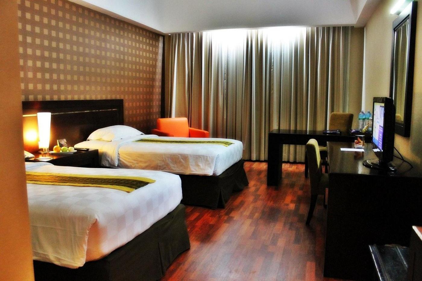 Grand Elite Hotel Pekanbaru Zewnętrze zdjęcie