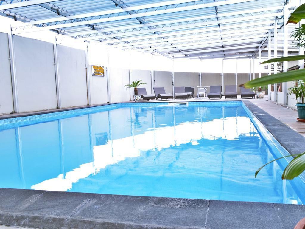 Grand Elite Hotel Pekanbaru Zewnętrze zdjęcie
